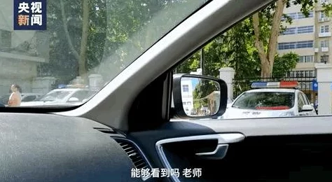办公室欧美大尺寸SUV