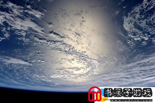 当夜色暗涌时